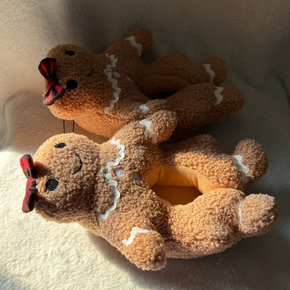 Gingerbread Plush Slippers with Red Bows Girls 9-10 New Slip On Brown‎ Faux Fur